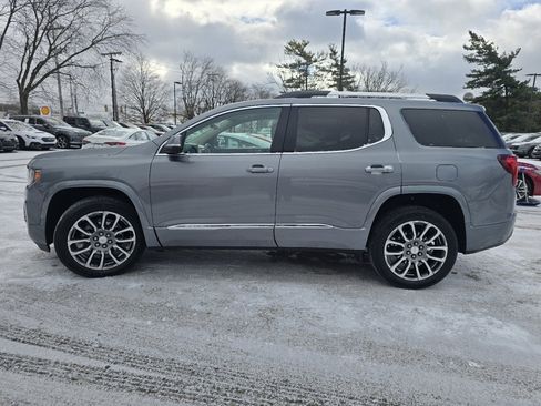 Used 2022 GMC Acadia Denali w/ Denali Technology Package image 16