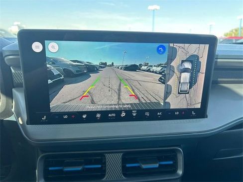 New 2025 Ford Maverick Lobo image 37