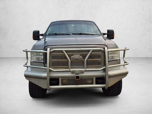 Used 2005 Ford Excursion Limited AWD/4WD image 2