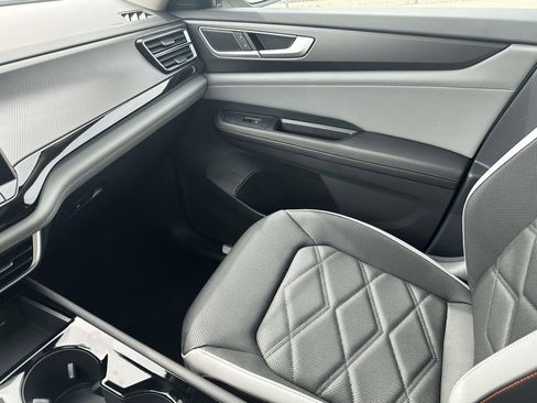 New 2026 Volkswagen Atlas Peak Edition AWD/4WD image 26