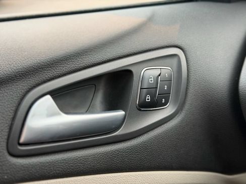 Used 2014 Ford Escape Titanium AWD/4WD image 17