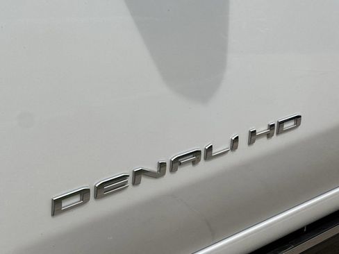 Used 2024 GMC Sierra 2500 Denali w/ Denali Reserve Package AWD/4WD image 32