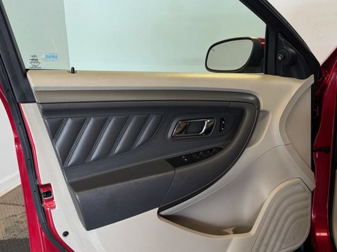 Used 2010 Ford Taurus SEL FWD image 9