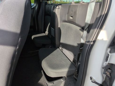 Certified 2024 Nissan Frontier S w/ Technology Package image 17