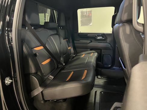 Used 2024 GMC Sierra 2500 AT4 w/ AT4 Premium Plus Package image 35
