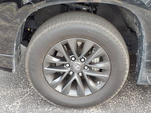 Used 2023 Lexus GX 460 Premium AWD/4WD image 34