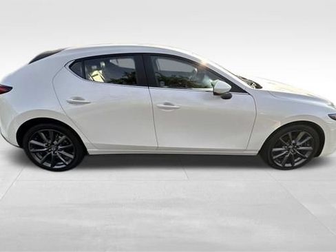 Used 2024 MAZDA MAZDA3 s FWD image 8