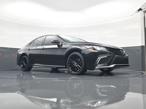 Used 2024 Toyota Camry XSE image 17