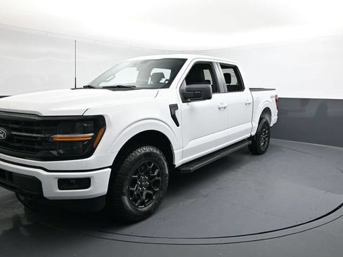 Used 2025 Ford F150 XLT w/ Equipment Group 301A Standard AWD/4WD image 3