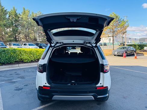Used 2022 Land Rover Discovery Sport S image 22