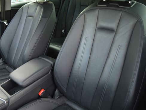 Used 2018 Audi A4 2.0T Premium Plus w/ Premium Plus Package image 31