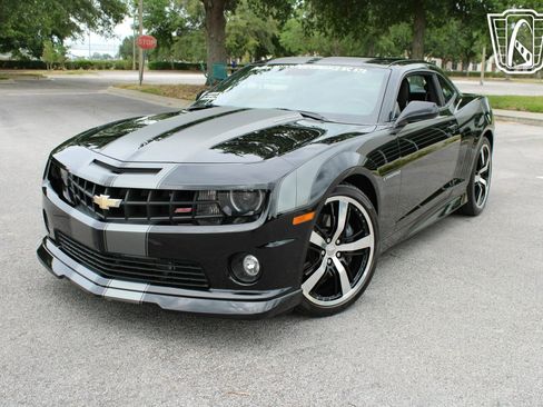 Used 2011 Chevrolet Camaro SS w/ RS Package image 14