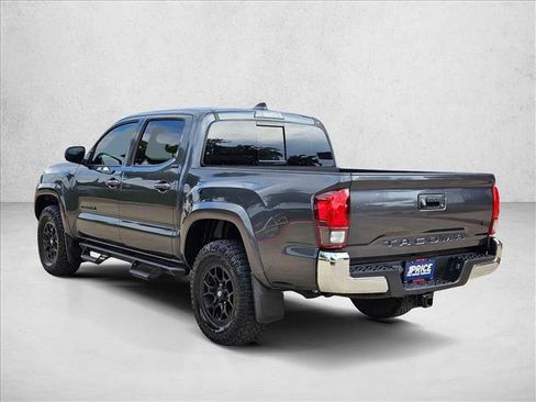 Used 2022 Toyota Tacoma SR5 image 8