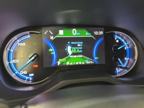 Used 2025 Toyota RAV4 XLE AWD/4WD image 20