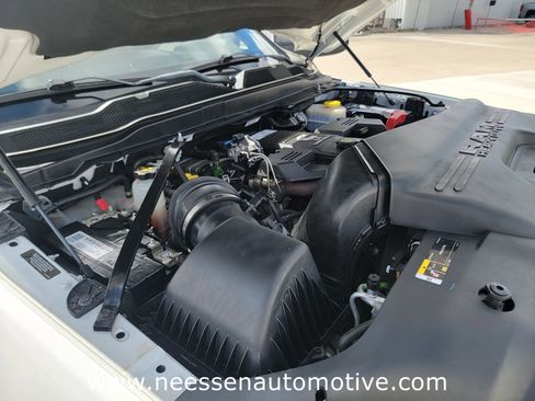 Used 2022 RAM 2500 Limited image 46