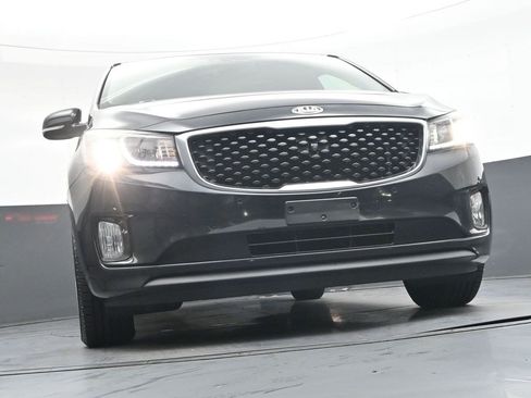 Used 2016 Kia Sedona SX FWD image 75