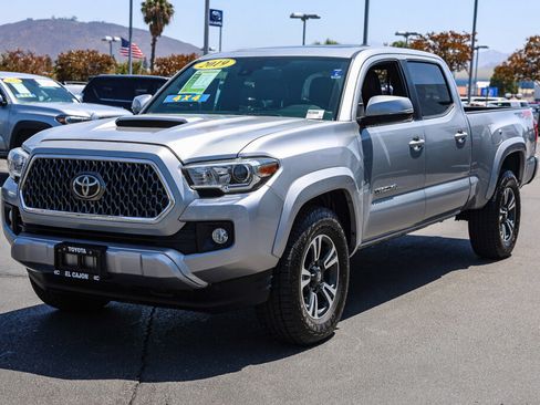 Certified 2019 Toyota Tacoma TRD Sport w/ TRD Premium Sport Package AWD/4WD image 20