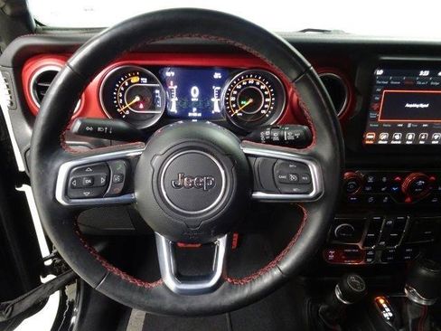 Used 2023 Jeep Wrangler Unlimited Rubicon w/ Cold Weather Group AWD/4WD image 25