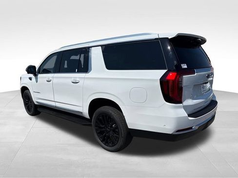 New 2026 GMC Yukon XL Elevation w/ Elevation Premium Package AWD/4WD image 3