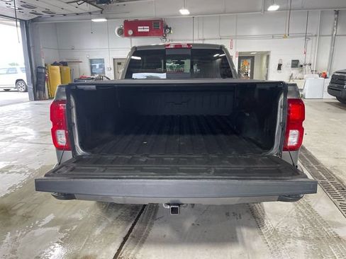 Used 2017 Chevrolet Silverado 1500 LTZ Z71 w/ LTZ Plus Package AWD/4WD image 22