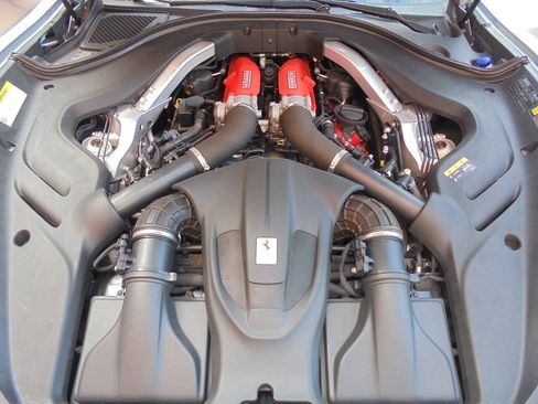 Used 2021 Ferrari Roma RWD image 40