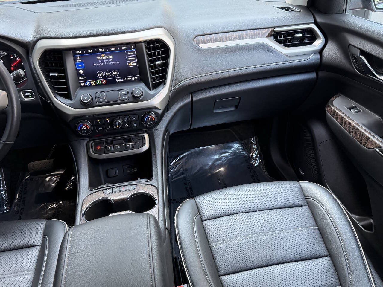 Used 2021 GMC Acadia Denali w/ Denali Ultimate Package AWD/4WD image 23