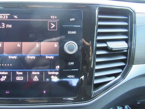 Used 2023 Volkswagen Atlas SE FWD image 45