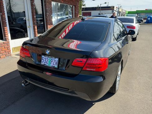 Used 2013 BMW 328i Coupe image 3