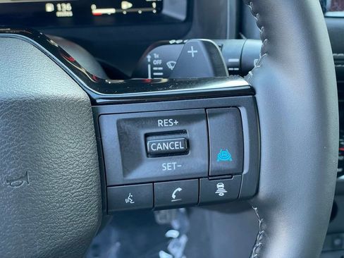 Certified 2025 Nissan Rogue SL AWD/4WD image 16