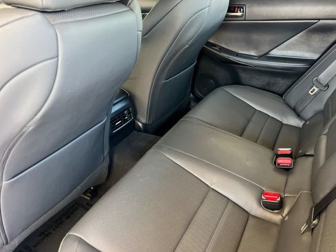 Used 2024 Lexus IS 350 F Sport RWD image 4