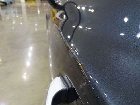 Used 2008 Chrysler Crossfire Limited RWD image 38