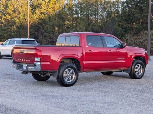 Used 2016 Toyota Tacoma SR5 image 4