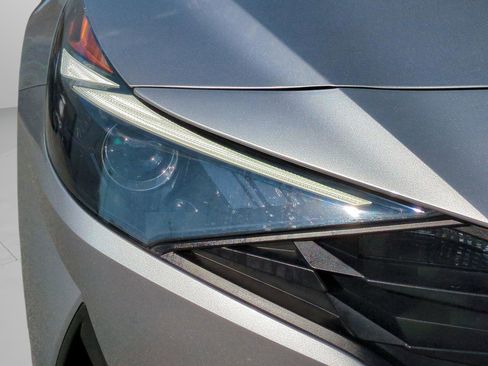 Certified 2023 Hyundai Elantra SEL image 10