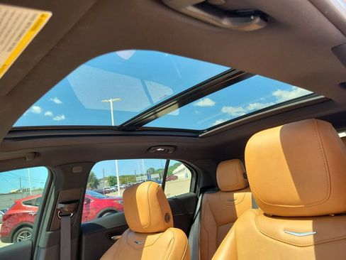 Certified 2023 Cadillac XT4 Sport AWD/4WD image 36