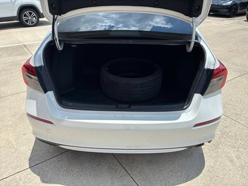 Used 2023 Honda Civic Sport image 8