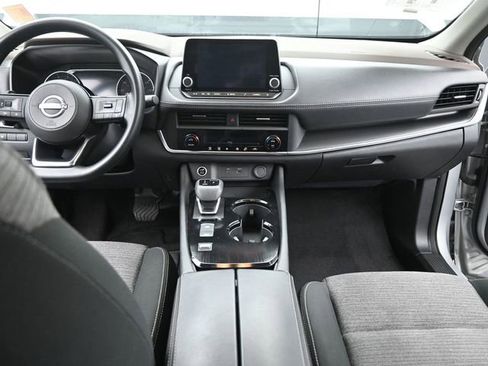 Used 2023 Nissan Rogue SV image 24