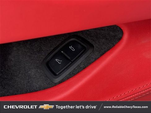 Used 2023 Chevrolet Corvette Stingray Premium Conv w/ Z51 Performance Package image 33