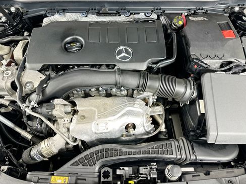 Certified 2022 Mercedes-Benz A 220 4MATIC image 35