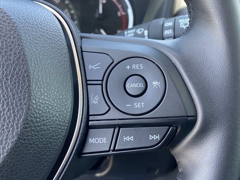 Certified 2025 Toyota RAV4 XLE Premium FWD image 27