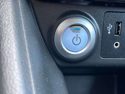 Used 2019 Nissan Leaf SL w/ SL Technology Package FWD image 25