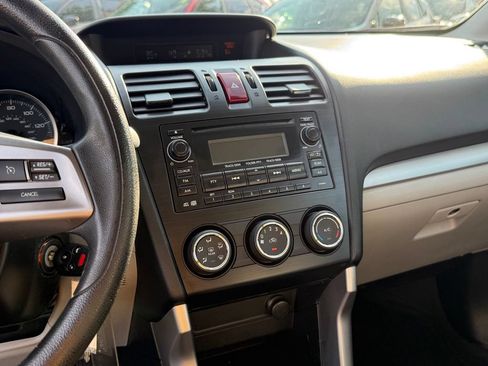 Used 2014 Subaru Forester 2.5i AWD/4WD image 15