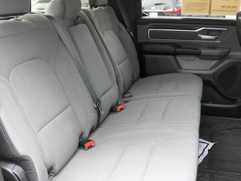 Used 2022 RAM 1500 Big Horn AWD/4WD image 16