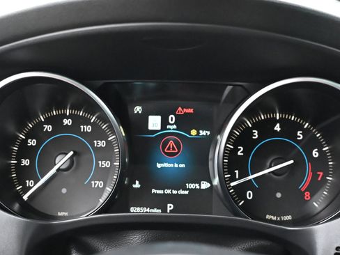 Used 2020 Jaguar F-PACE Premium image 16