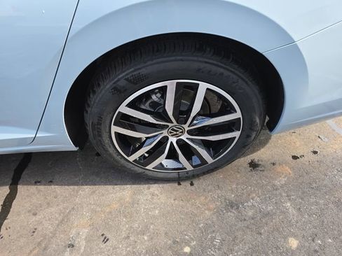 New 2026 Volkswagen Jetta SE FWD image 22