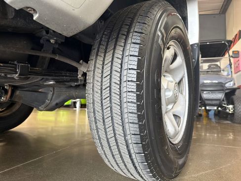 Used 2005 Toyota Tacoma PreRunner image 65