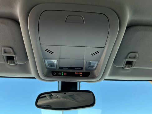 Used 2019 GMC Terrain SLT image 32