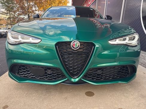 New 2025 Alfa Romeo Giulia AWD w/ Driving Assist Package image 4