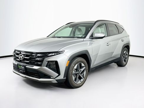 Used 2026 Hyundai Tucson SEL FWD image 3