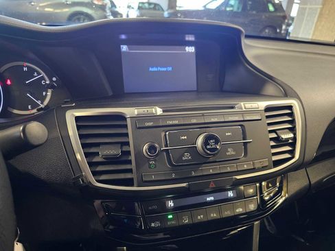 Used 2016 Honda Accord LX image 15