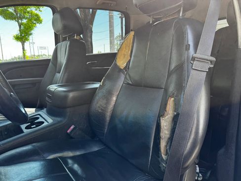 Used 2012 Chevrolet Suburban LT w/ Texas Edition RWD image 23